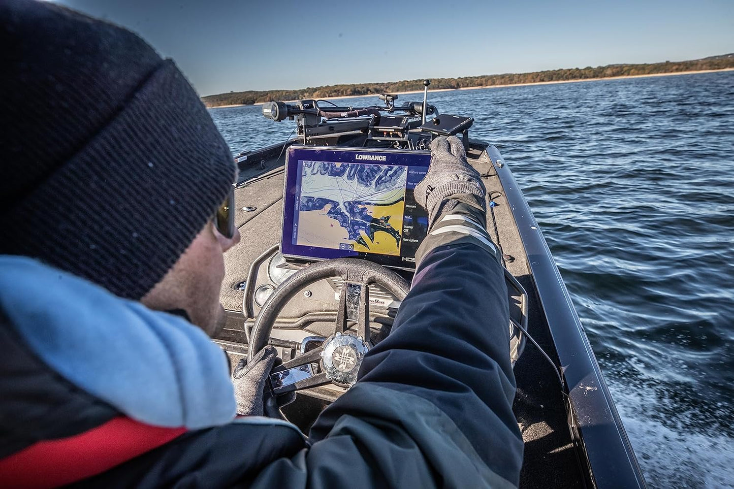 Lowrance HDS PRO 10 Chartplotter/Fishfinder with C-MAP Charts